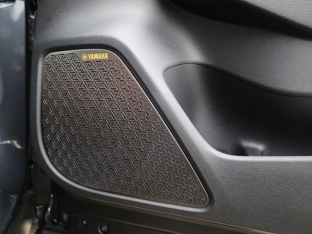 New 2025 Mitsubishi Outlander SEL image 18