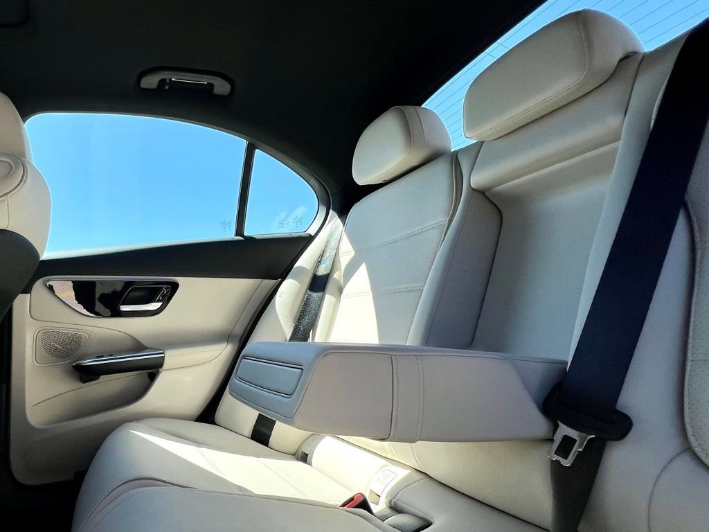 Certified 2023 Mercedes-Benz C 300 4MATIC Sedan image 6