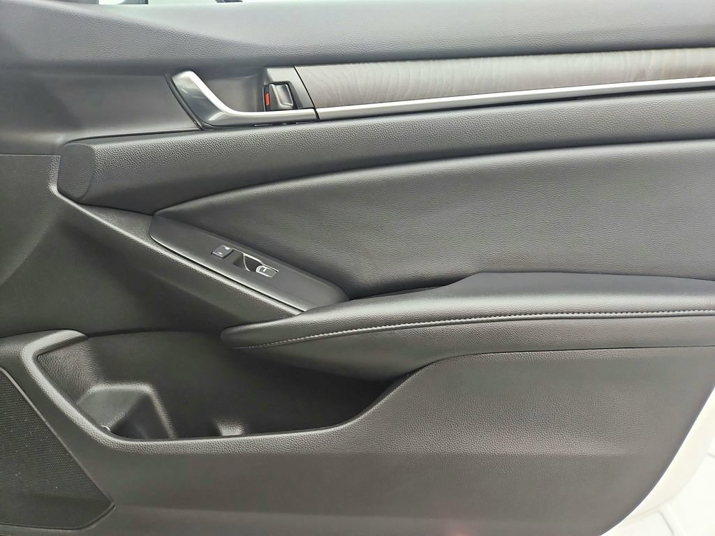 Used 2021 Honda Accord EX-L image 25