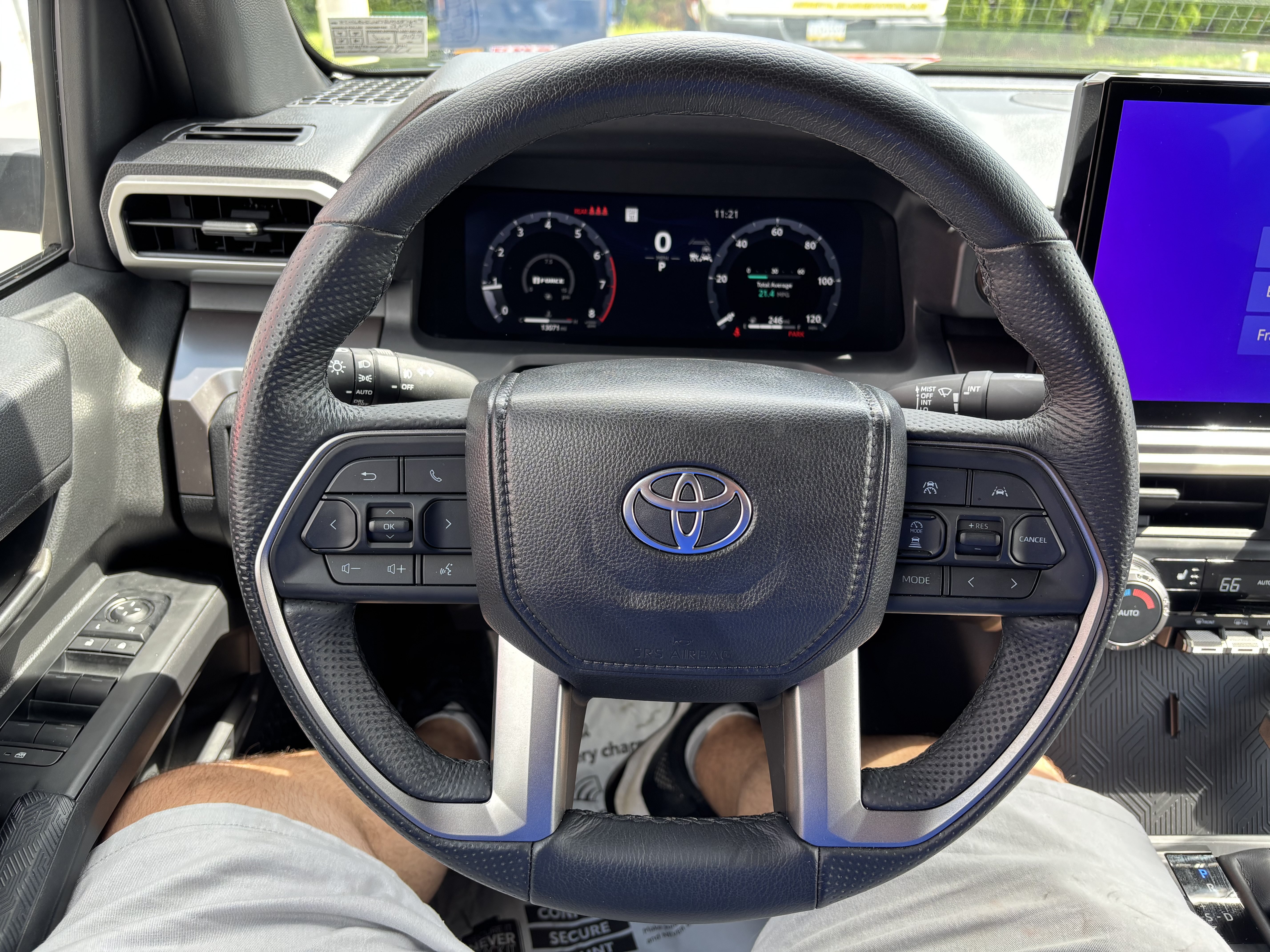 Used 2024 Toyota Tacoma TRD Off-Road AWD/4WD image 17