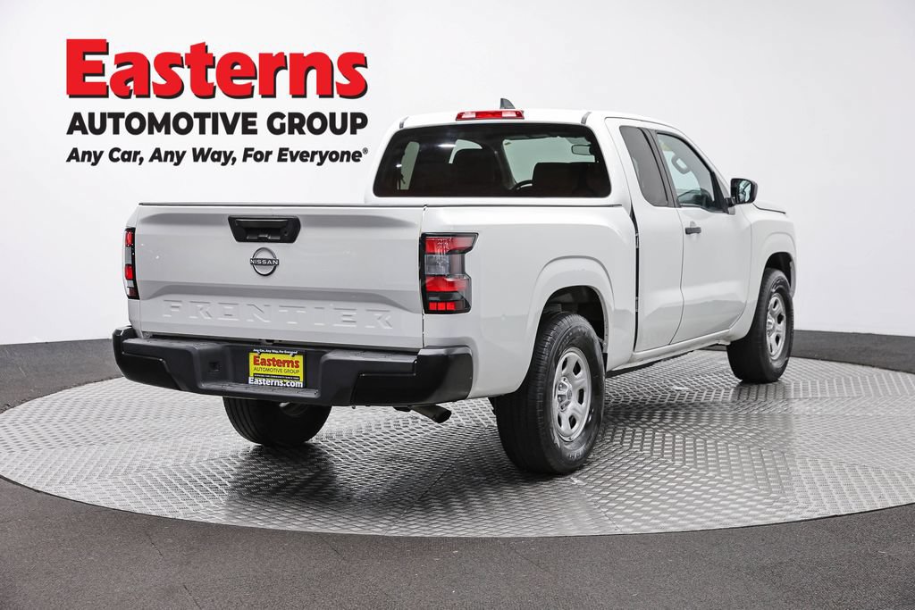 Used 2022 Nissan Frontier S RWD image 5