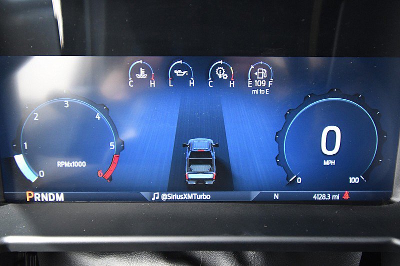 Used 2025 Ford F450 Lariat AWD/4WD image 19