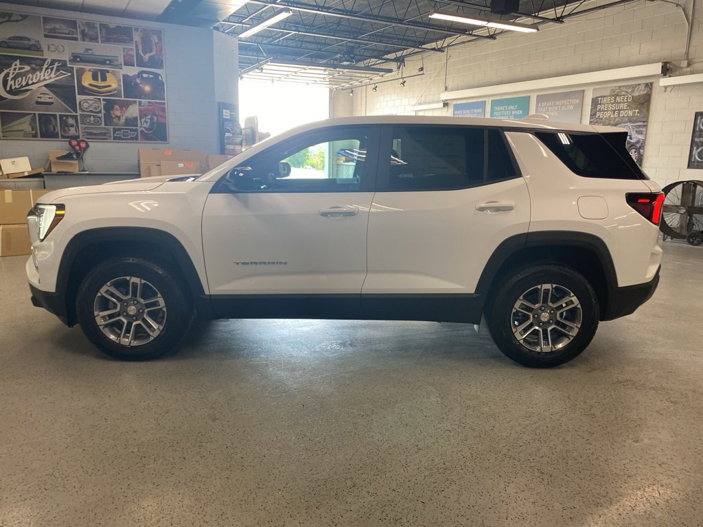 New 2026 GMC Terrain Elevation w/ LPO, Floor Liner Package image 4