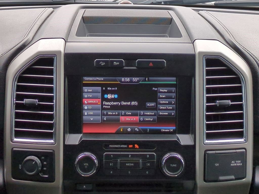 Used 2015 Ford F150 Lariat image 18