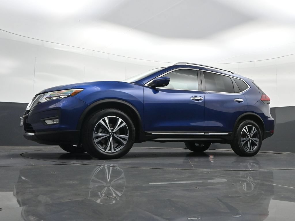Used 2018 Nissan Rogue SL w/ Premium Package AWD/4WD image 30