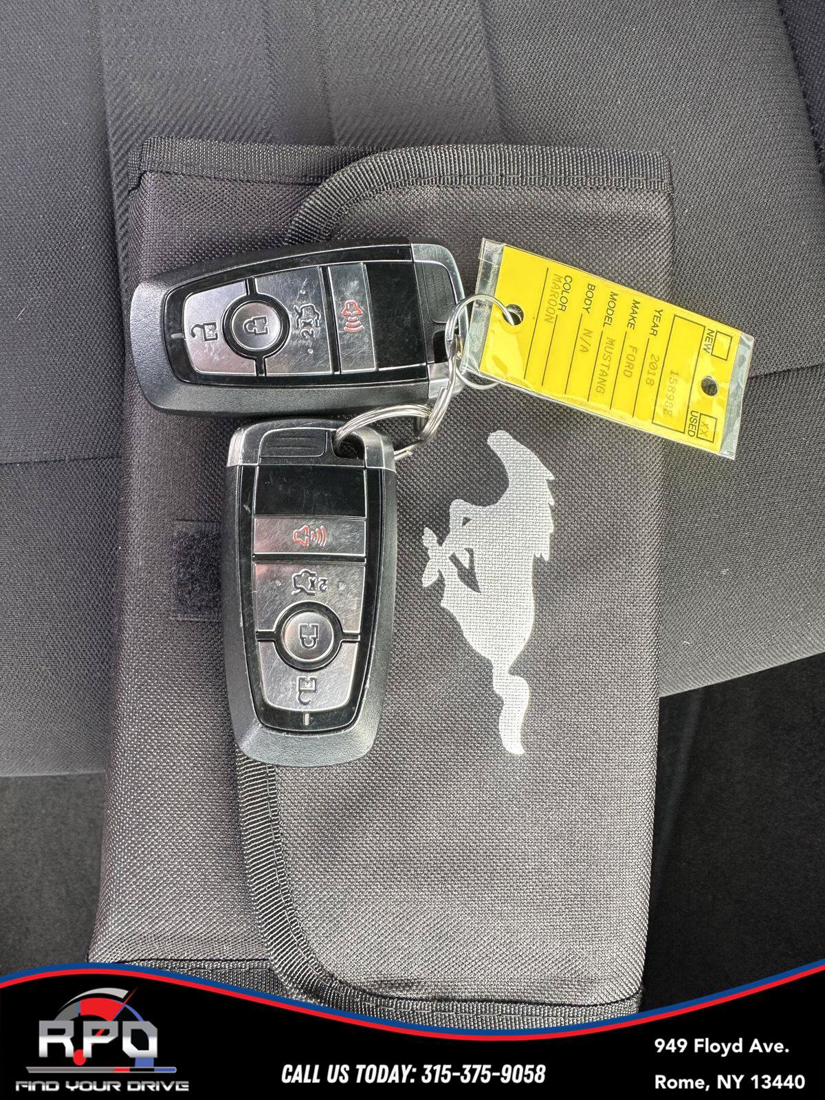 Used 2018 Ford Mustang Coupe RWD image 28