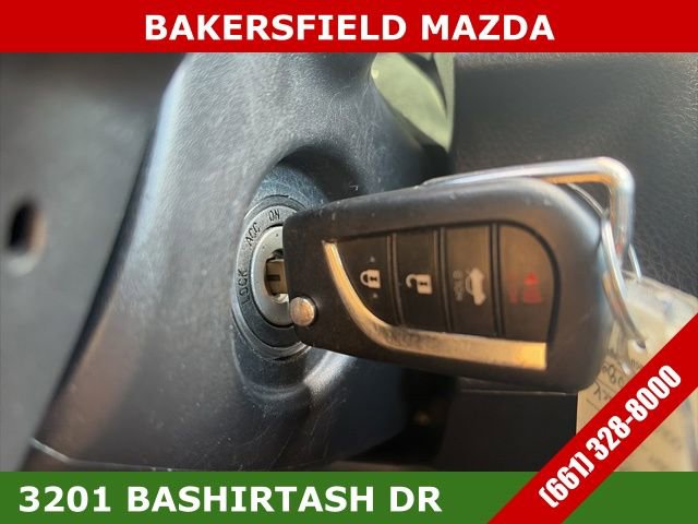 Used 2023 Toyota Camry SE image 27