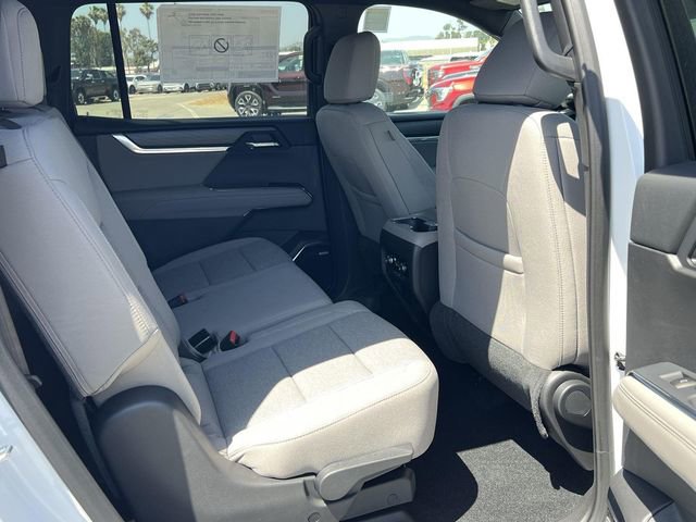 New 2025 GMC Acadia Elevation image 28