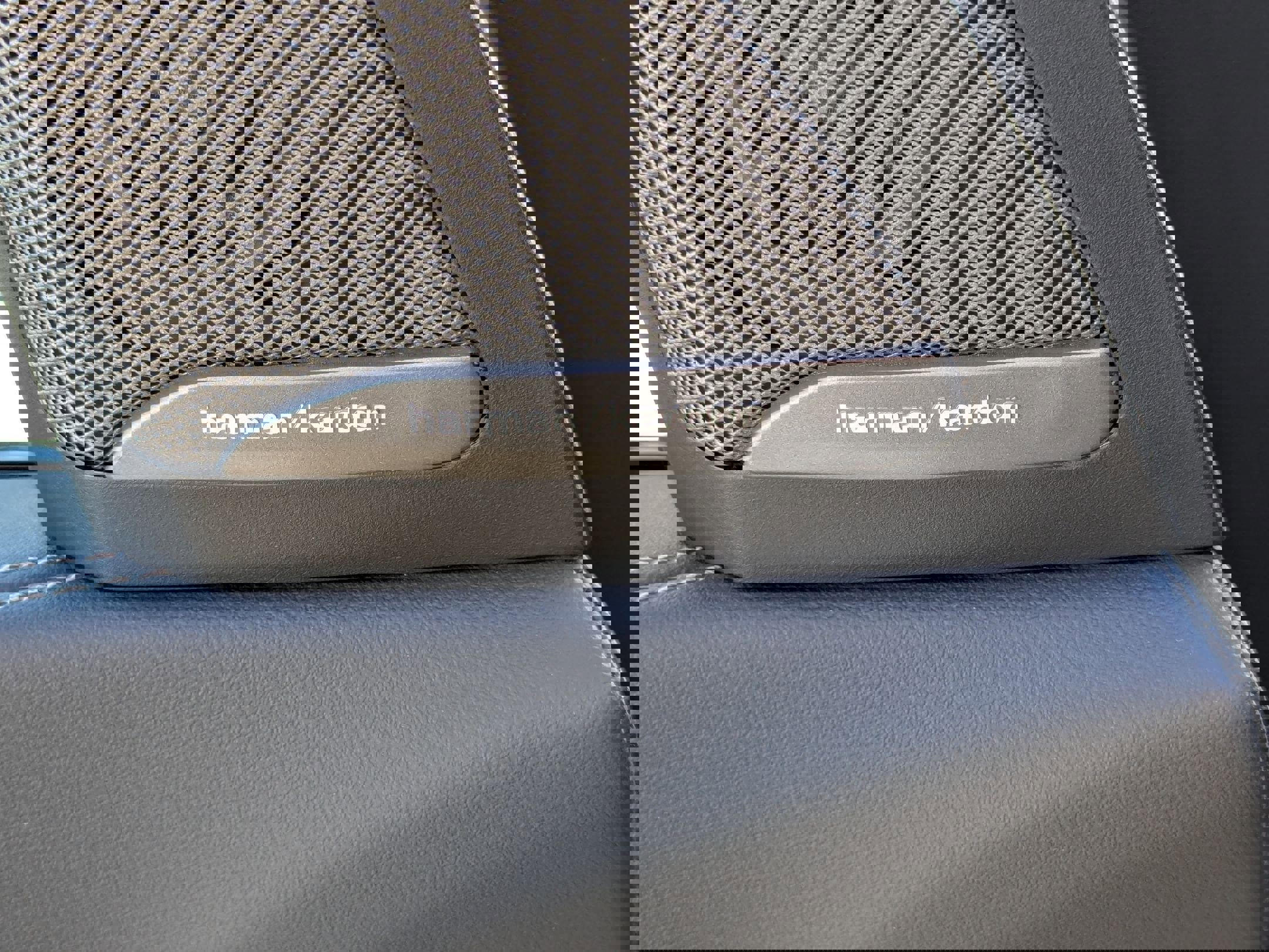 New 2026 BMW X5 xDrive40i w/ M Sport Package image 14