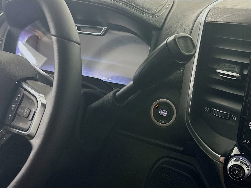 Used 2025 RAM 2500 Laramie image 16