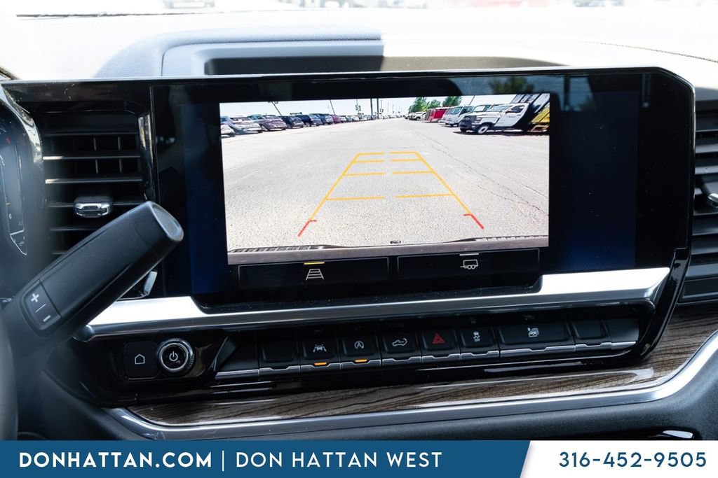 Used 2023 Chevrolet Silverado 1500 LT AWD/4WD image 8