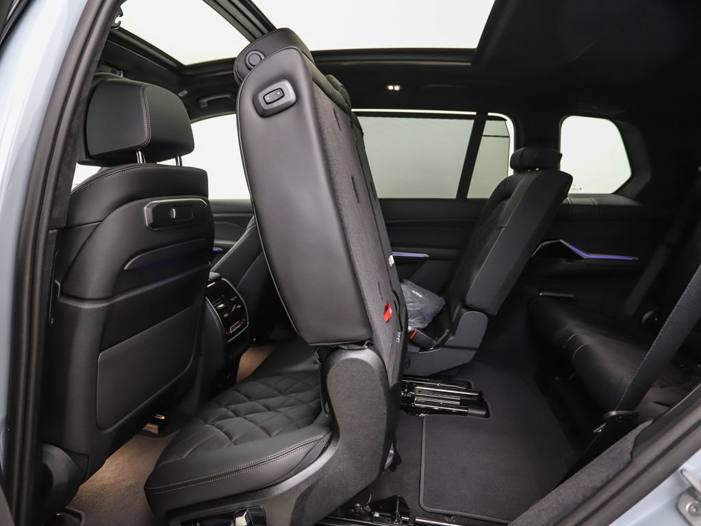New 2026 BMW X7 xDrive40i image 24
