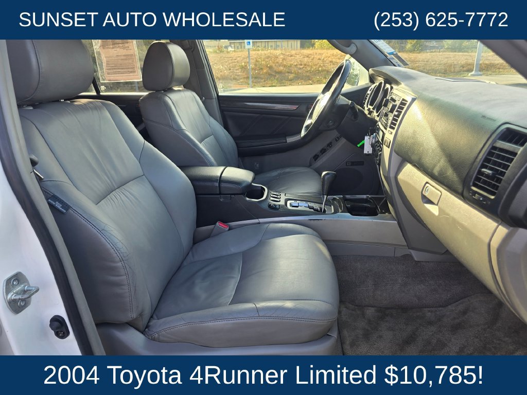 Used 2004 Toyota 4Runner Limited w/ Preferred Accessory Pkg AWD/4WD image 21