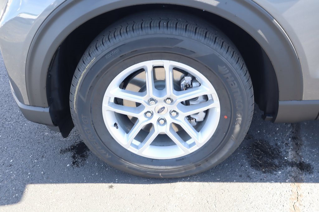 New 2025 Ford Explorer Active w/ Active Comfort Package image 19