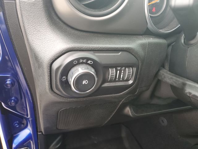 Used 2020 Jeep Wrangler Unlimited Sport image 18