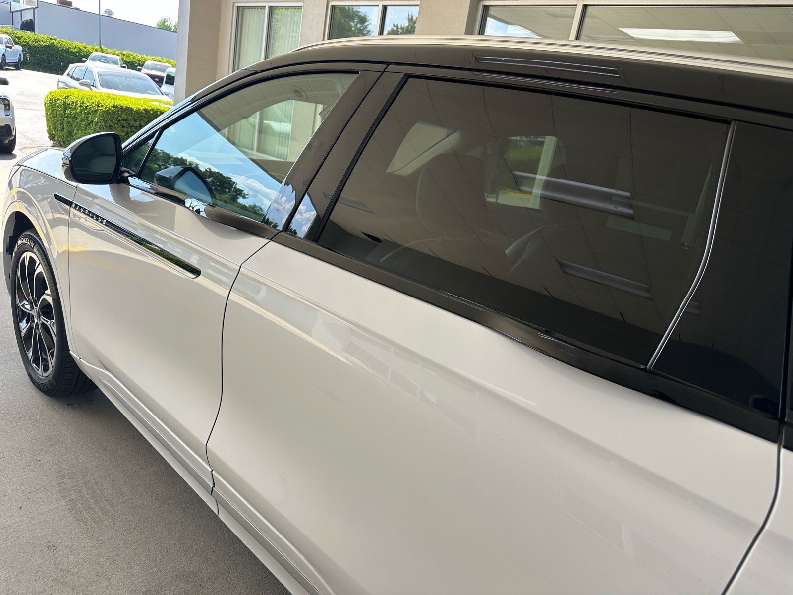 Used 2024 Lincoln Nautilus Reserve w/ Equipment Group 202A AWD/4WD image 15