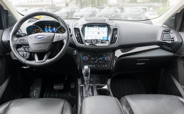 Used 2019 Ford Escape Titanium AWD/4WD image 15