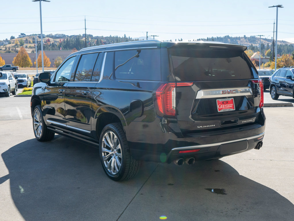 Used 2022 GMC Yukon XL Denali w/ Max Trailering Package AWD/4WD image 5