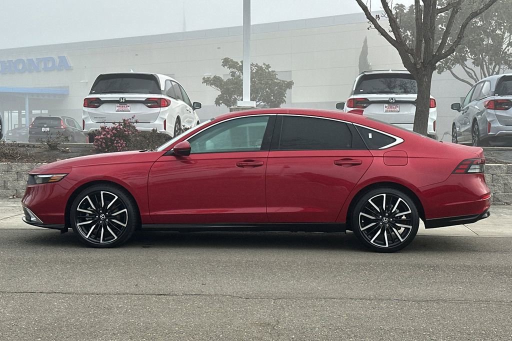 Certified 2024 Honda Accord Touring image 7