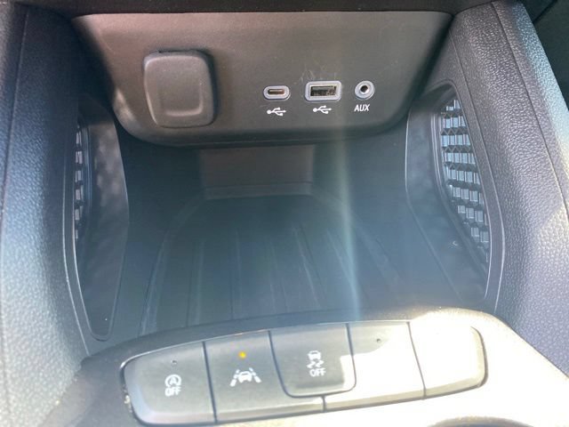 Used 2022 Chevrolet TrailBlazer LT w/ Convenience Package FWD image 28