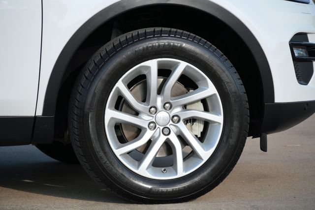 Used 2016 Land Rover Discovery Sport HSE AWD/4WD image 40