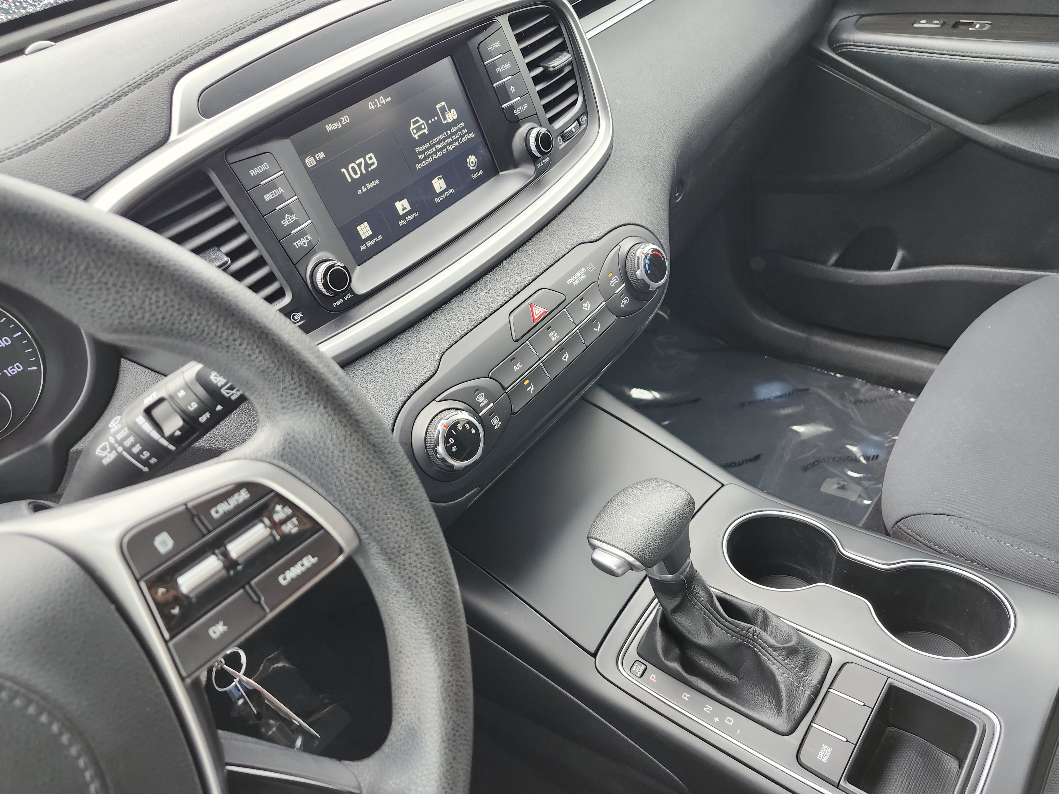 Used 2019 Kia Sorento L FWD image 26