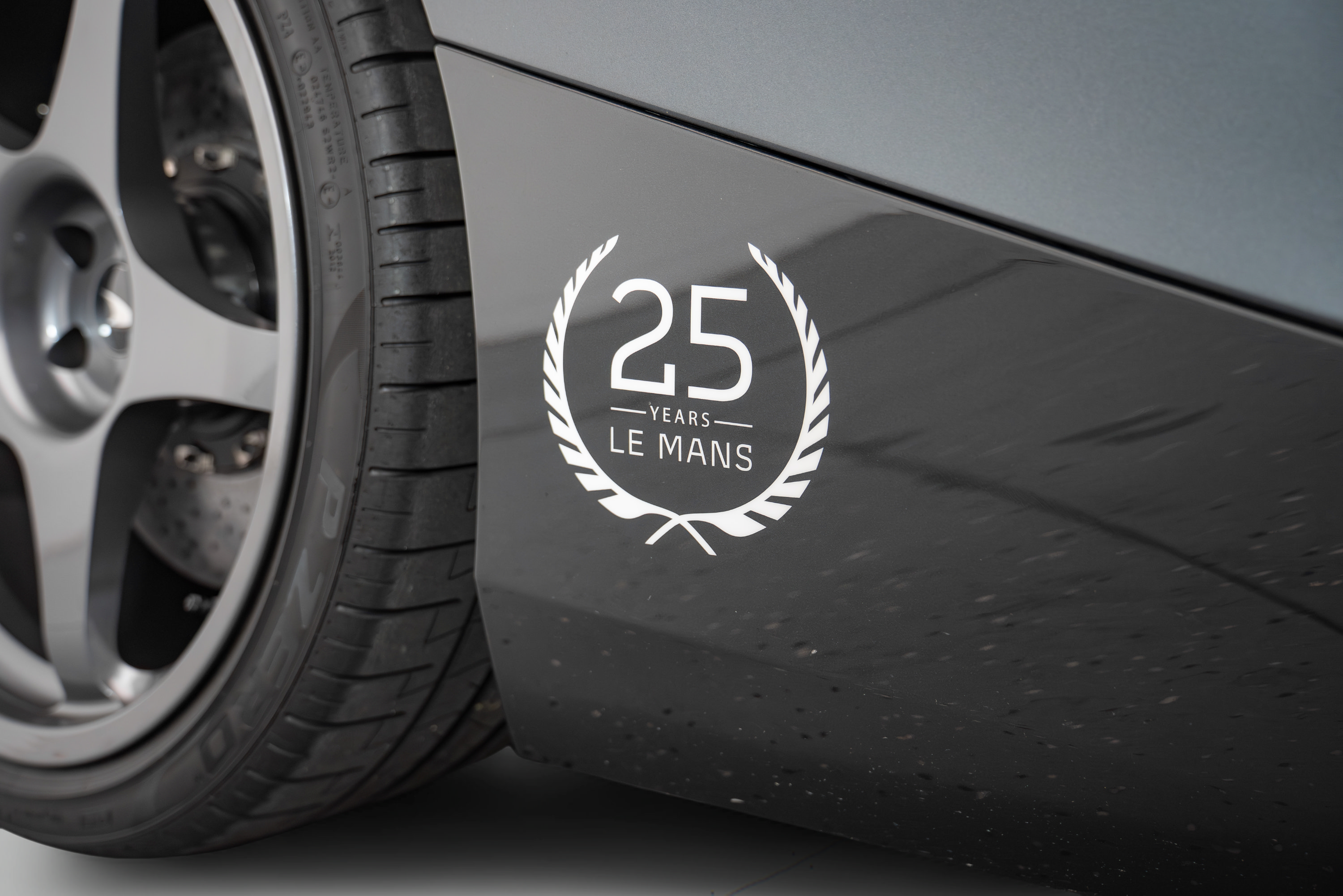 Used 2021 McLaren 720S RWD image 8