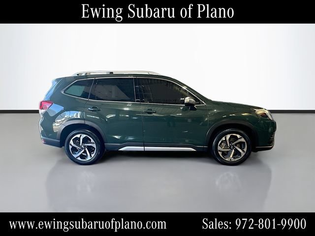 Used 2023 Subaru Forester Touring AWD/4WD image 8