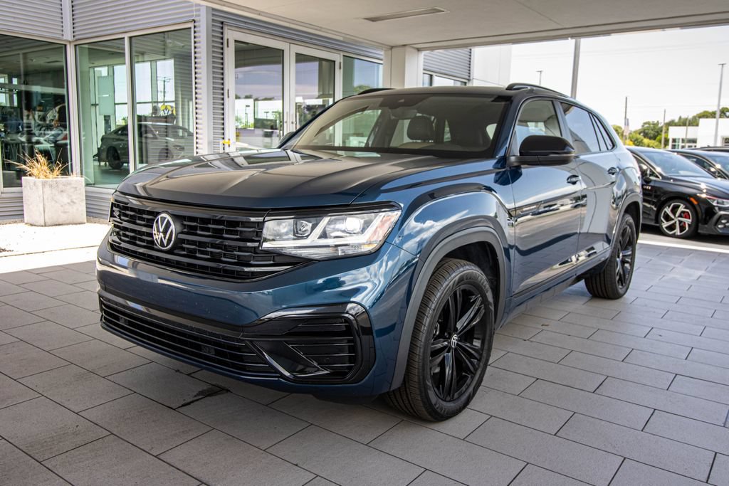 Used 2023 Volkswagen Atlas Cross Sport SEL R-Line AWD/4WD image 10