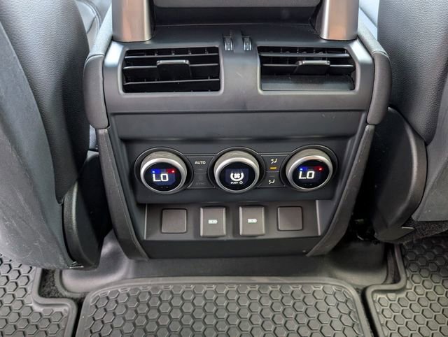 Used 2023 Land Rover Defender 130 X-Dynamic SE image 13