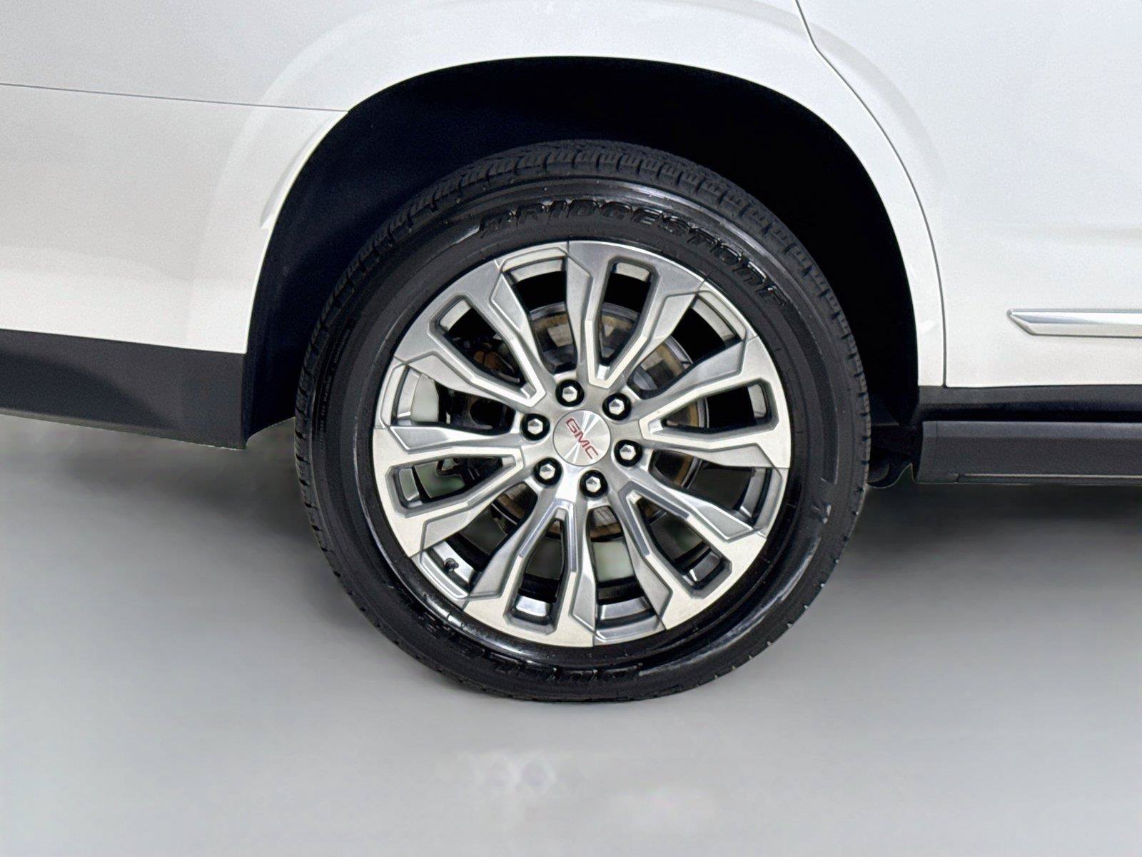 Used 2022 GMC Yukon Denali AWD/4WD image 34