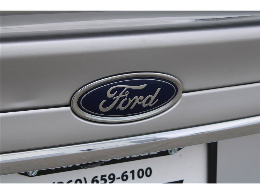 Used 2017 Ford Fusion Titanium AWD/4WD image 38