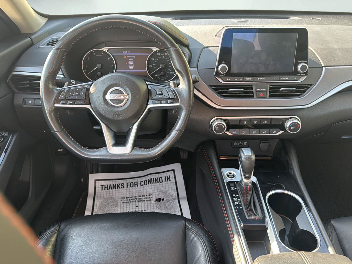 Used 2024 Nissan Altima 2.5 SR FWD image 2