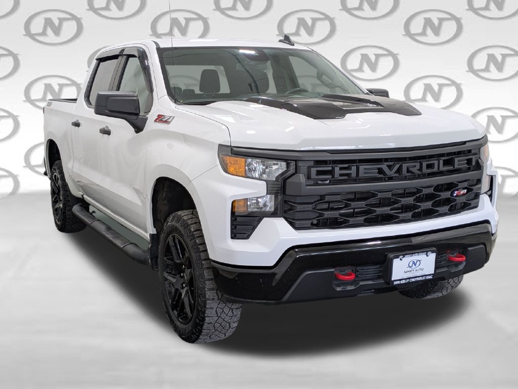 Used 2024 Chevrolet Silverado 1500 Custom Trail Boss AWD/4WD image 38