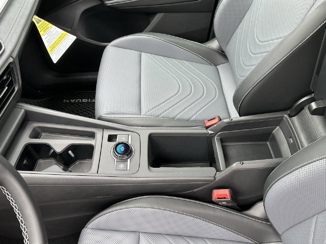 New 2026 Volkswagen Tiguan SE AWD/4WD image 27