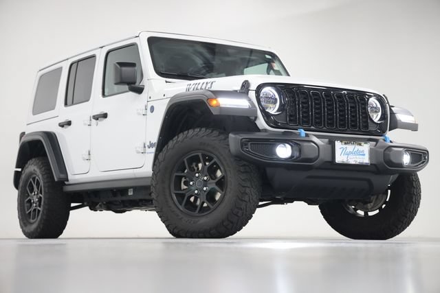 Used 2024 Jeep Wrangler Unlimited AWD/4WD video 1