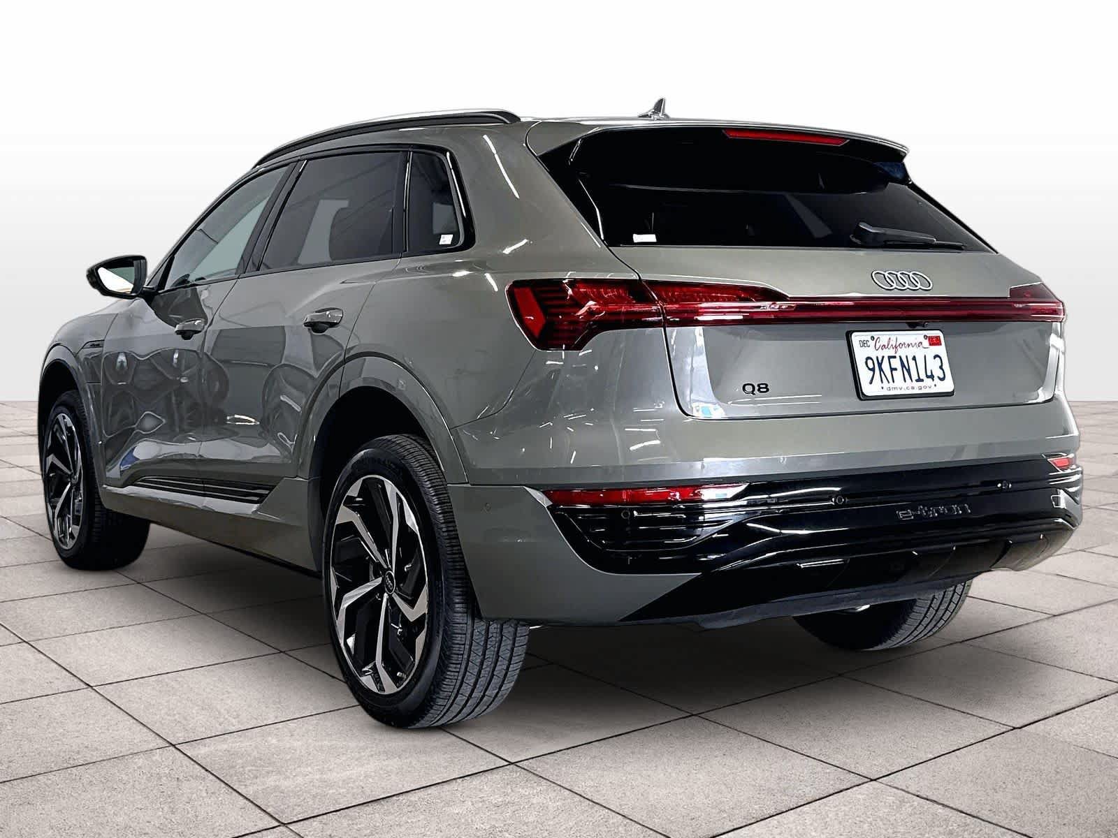 Used 2024 Audi Q8 e-tron Premium Plus AWD/4WD image 14