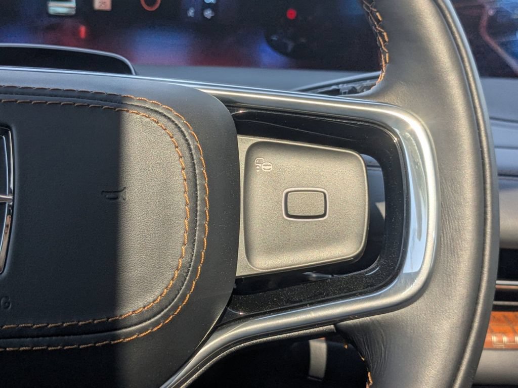 New 2026 Lincoln Navigator Black Label AWD/4WD image 29