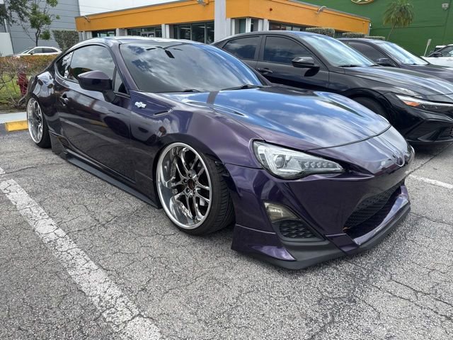 Used 2014 Scion FR-S RWD video 1