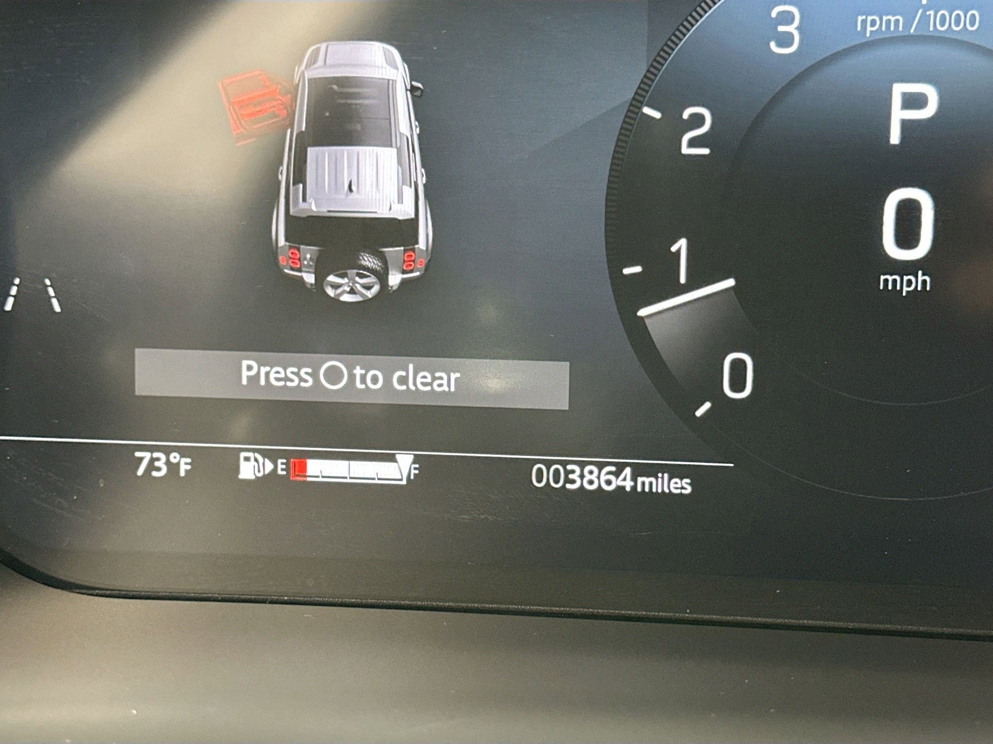 Used 2025 Land Rover Defender 110 image 12