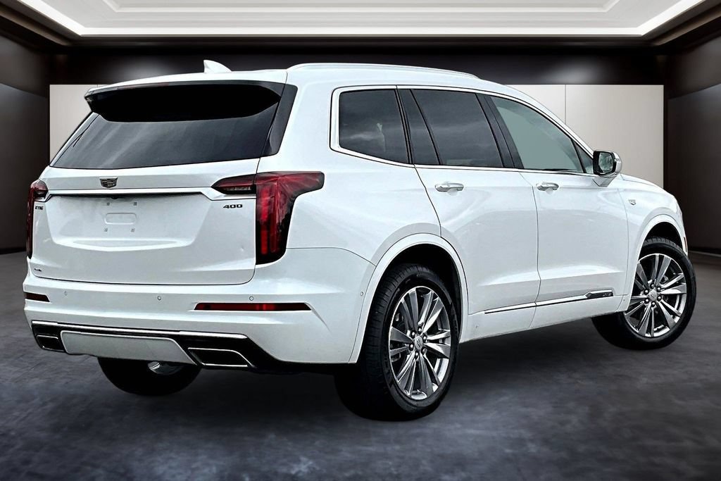 Certified 2024 Cadillac XT6 Premium Luxury w/ Technology Package AWD/4WD image 6