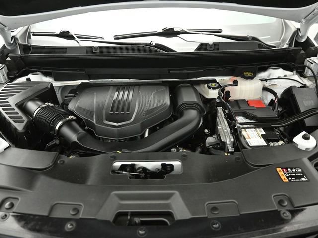 Used 2024 Chevrolet Traverse RS w/ LPO, Floor Liner Package image 31