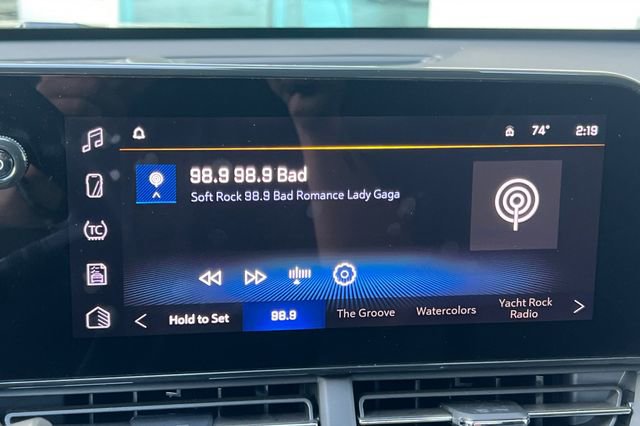 Used 2025 Chevrolet Trax LT w/ LT Convenience Package image 24