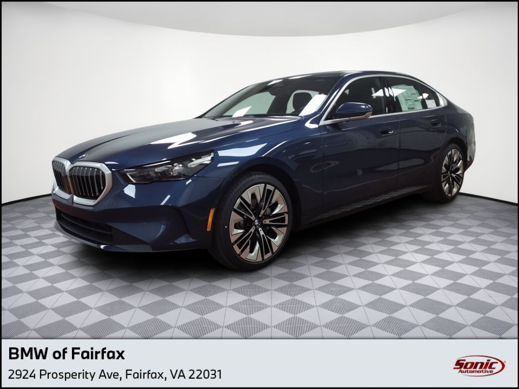 Used 2026 BMW 530i xDrive AWD/4WD image 1