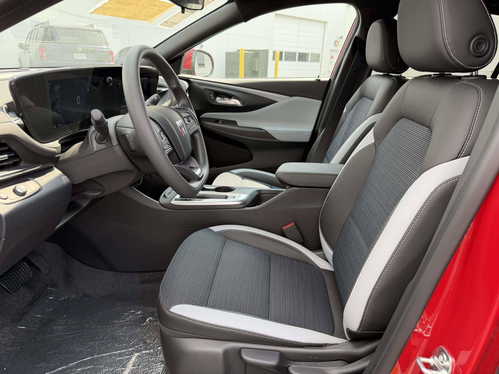 New 2026 Buick Envista Preferred w/ Advanced Safety Package FWD image 8