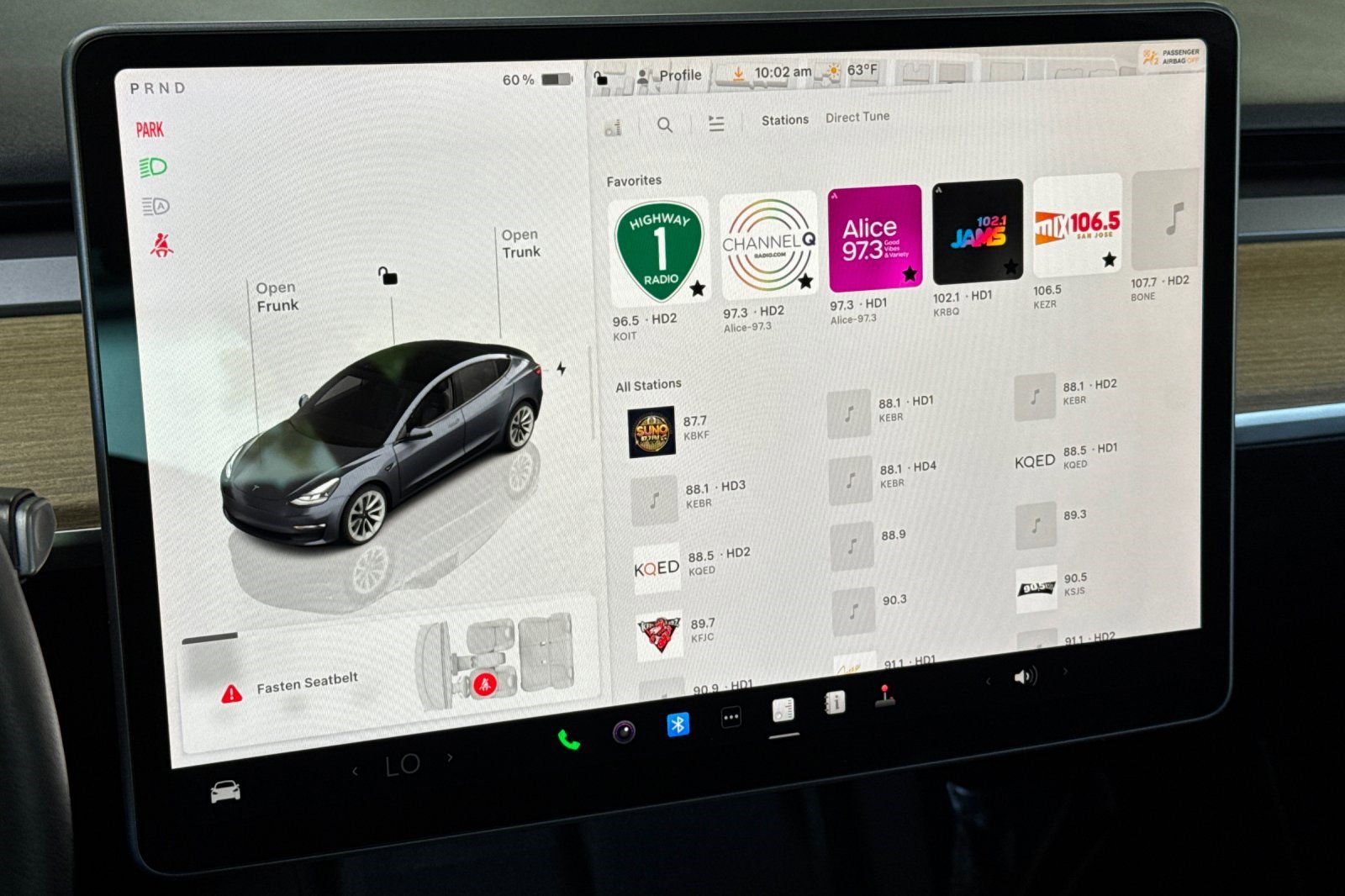 Used 2023 Tesla Model 3 Standard Range image 22