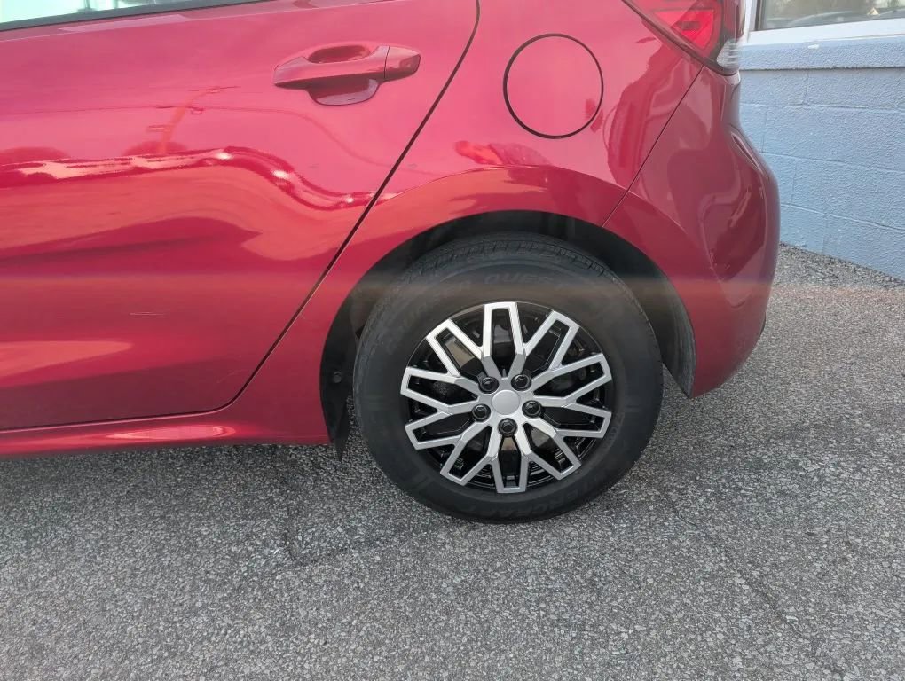 Used 2018 Kia Rio S image 11