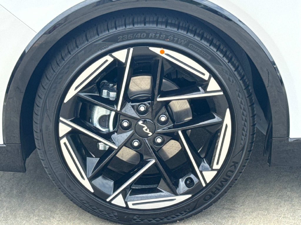 New 2026 Kia K4 GT-Line Turbo FWD image 4