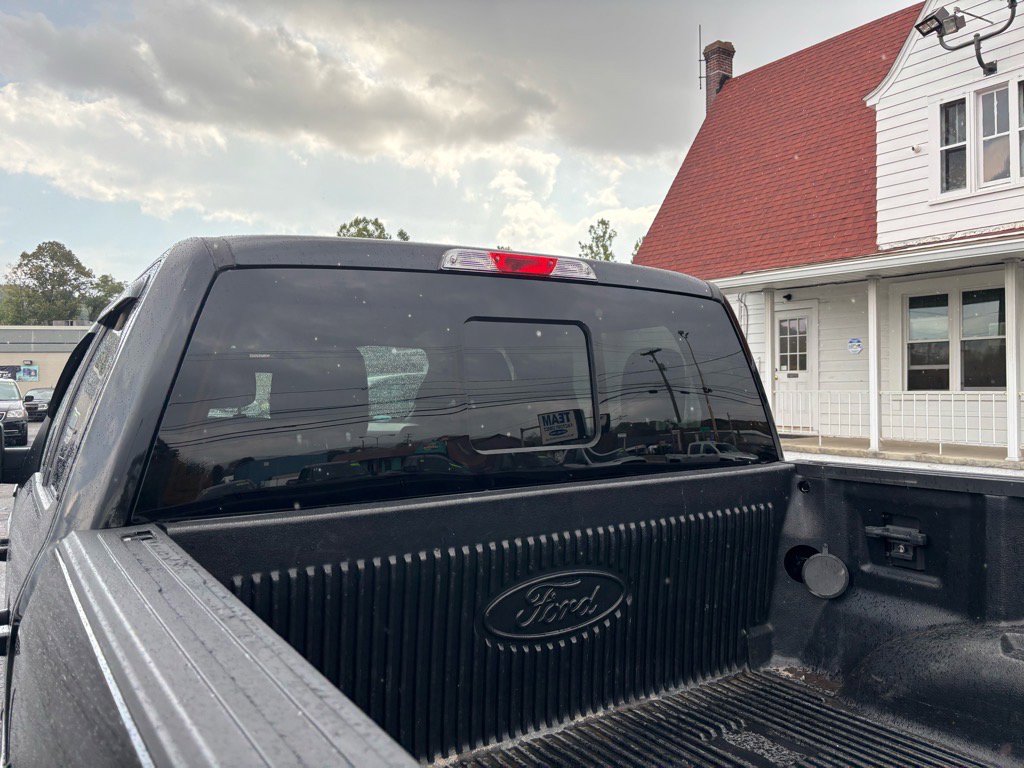 Used 2018 Ford F150 XLT w/ Equipment Group 302A Luxury image 13