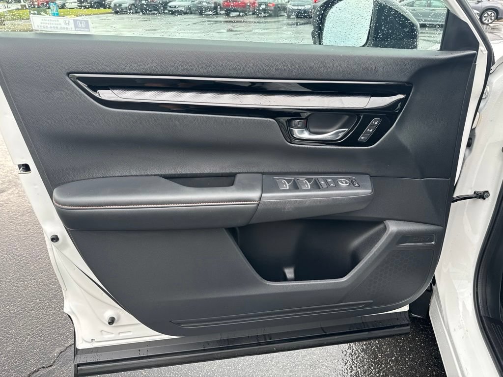Used 2026 Honda CR-V Sport Touring image 35